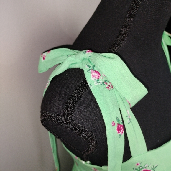 NWT WAYF Wrap Front Tie Strap Mini Dress in Mint Ditsy Sz. XS - Picture 7 of 13